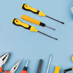 7-piece hand tool kit featuring hammer and screwdrivers