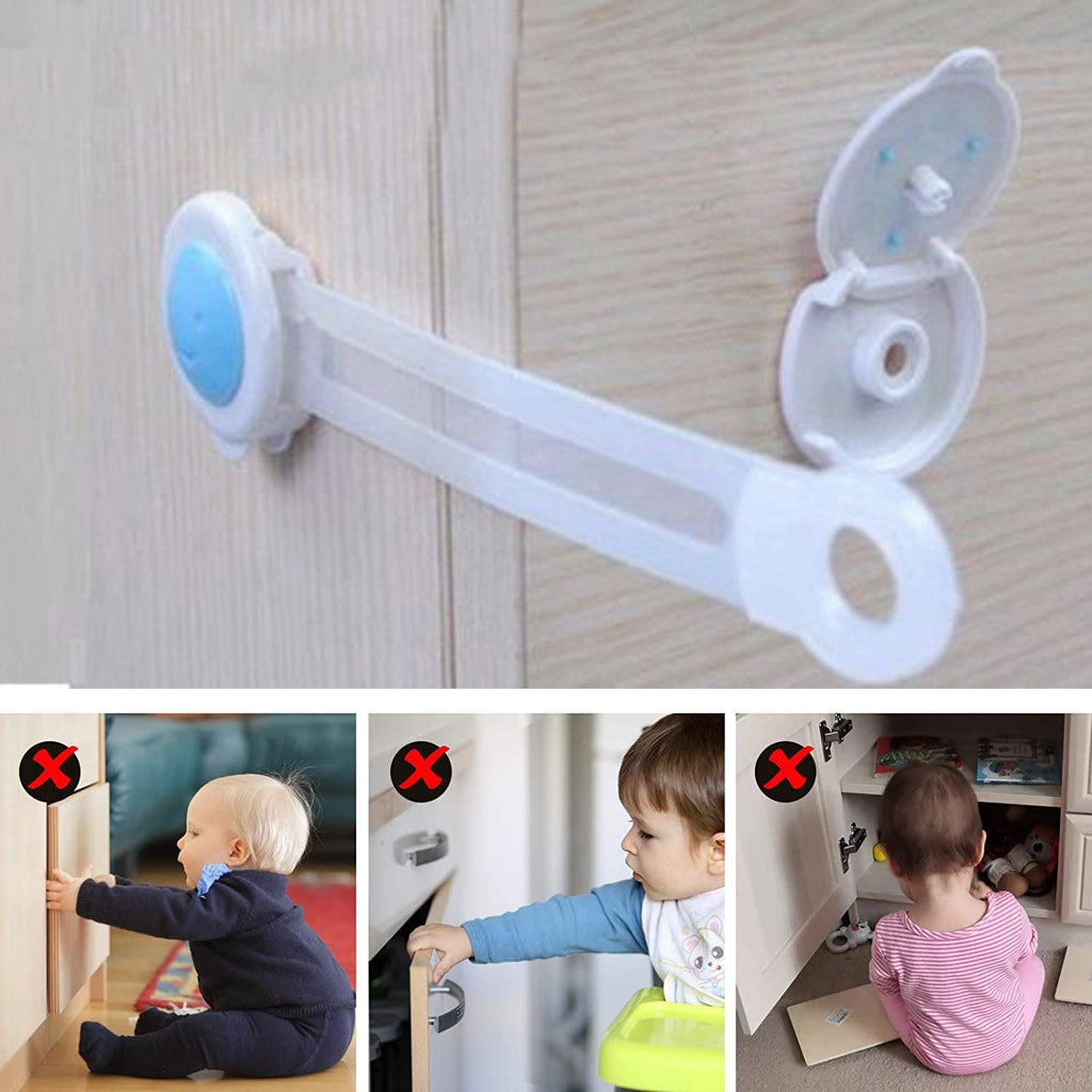 Hand demonstrating the easy click-open mechanism of the Dollovia child safety strap lock.