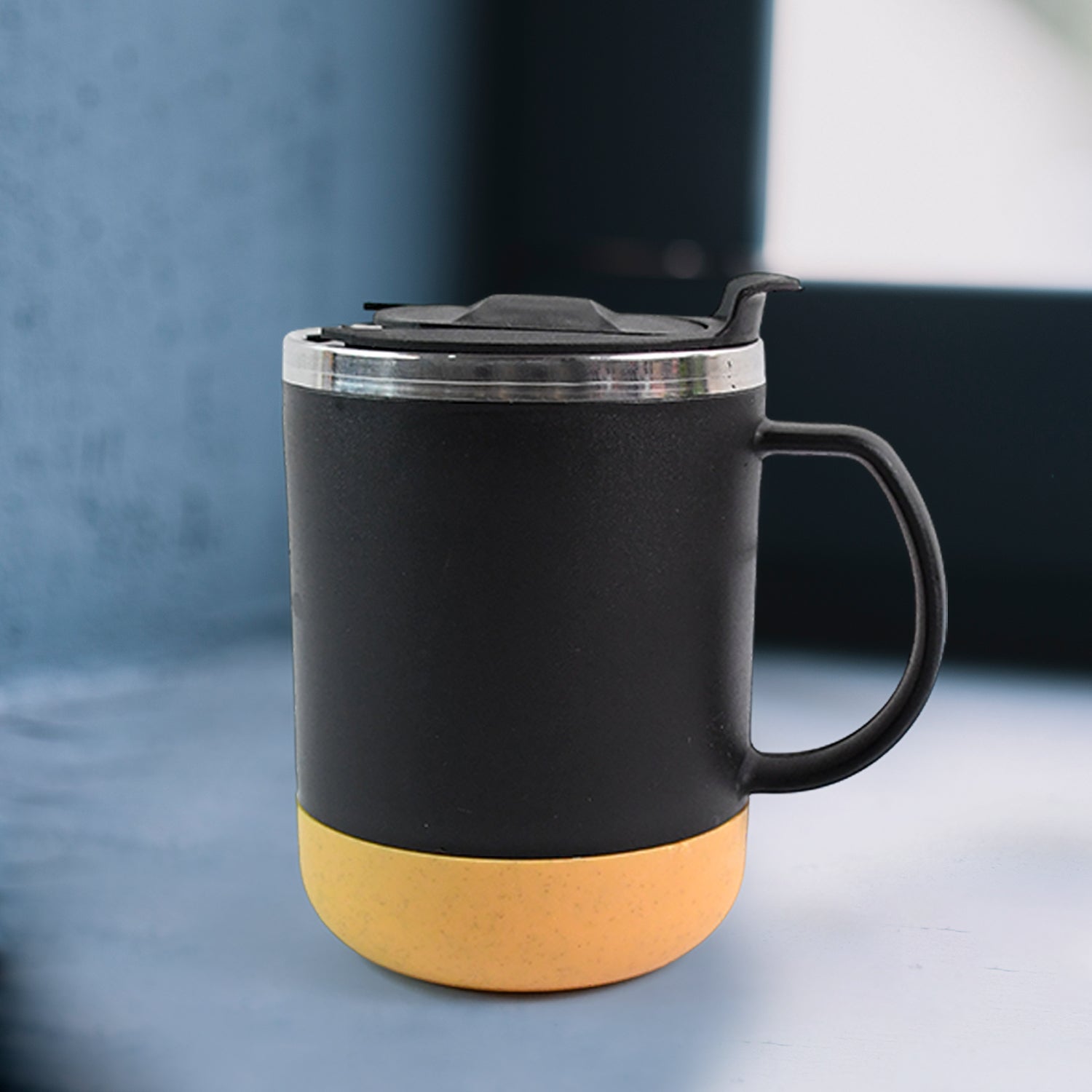 Double-wall insulated mug keeping hot and cold drinks longer