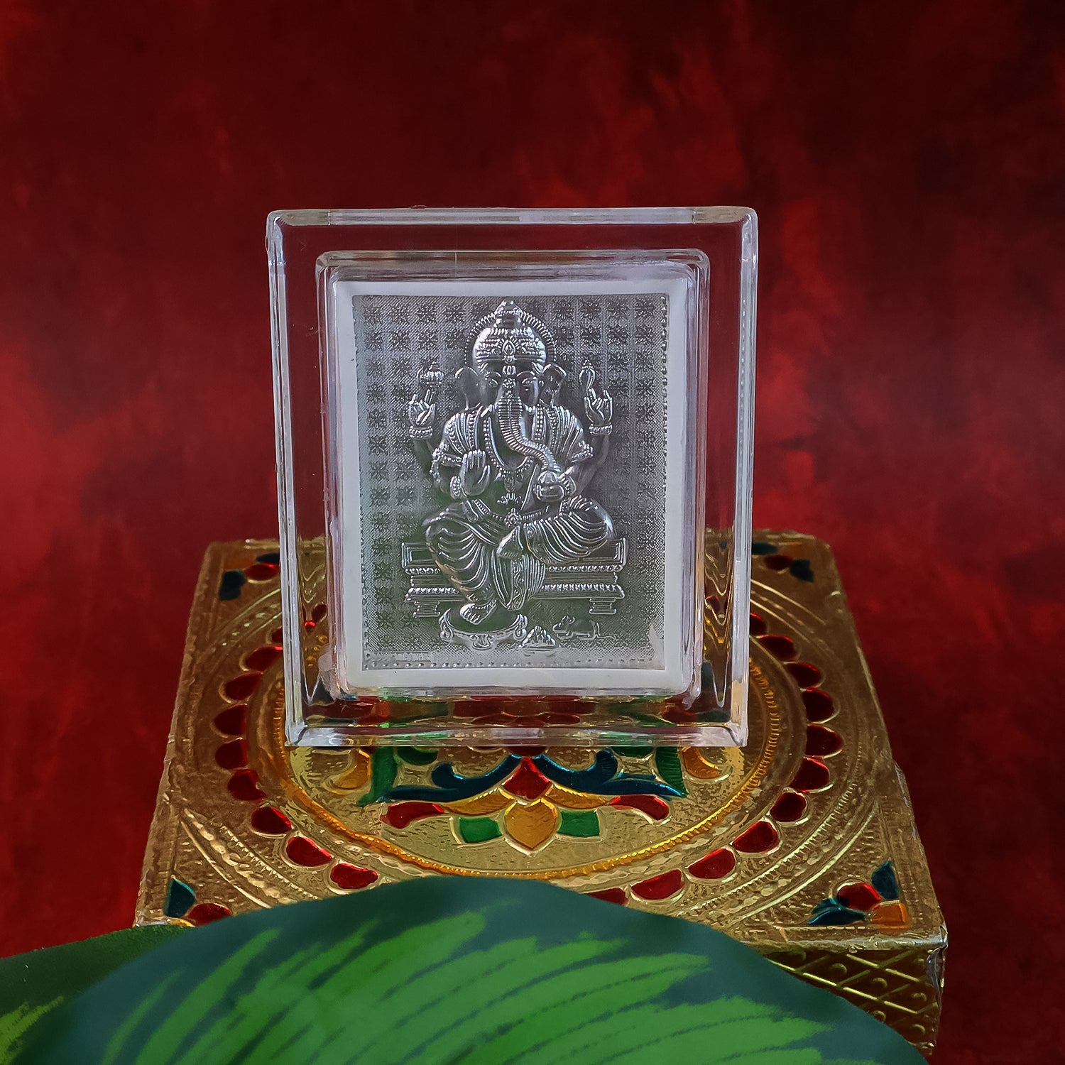 packaged silver-plated Lord Ganesha photo frame gift box