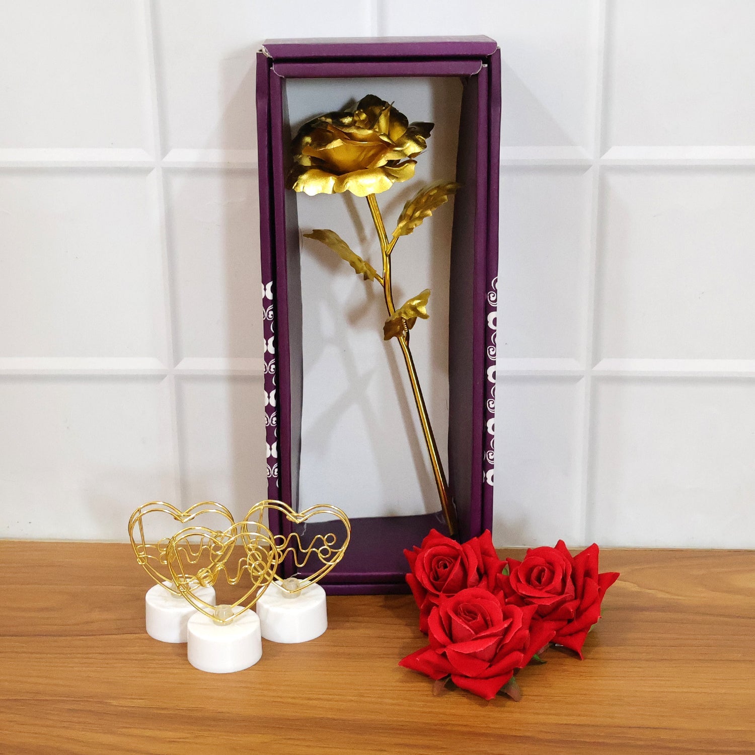 Decorative flower and heart combo in romantic gift set