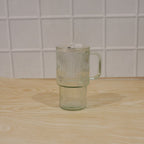 Pack of glass tumbler with straw in box