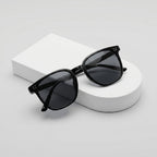 Unisex UV protection sunglasses for men and women