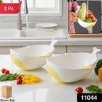 Two-piece set of vegetable cleaning and rice washing bowls