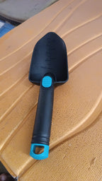 Household gardening accessory plastic trowel with measurement marks