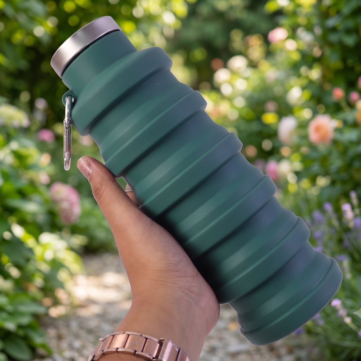 Leak proof stainless steel cap on silicone water bottle
