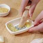 Grater plate feature view