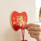 Space saving sticky hook for keys, chains and jewellery