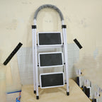Anti slip 3 step steel ladder with comfortable hand grip