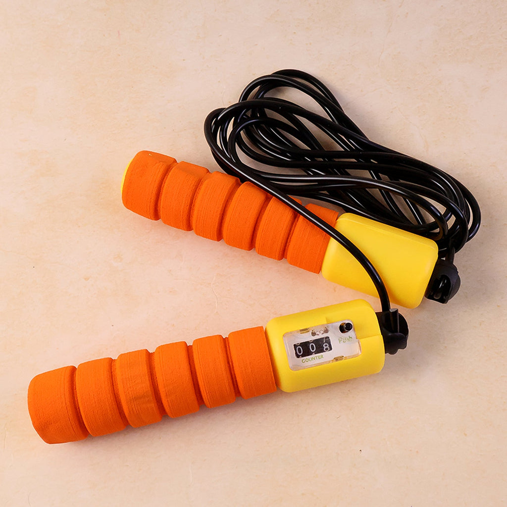 Foam handle grip of adjustable fitness jump rope for stable workouts