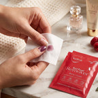Single-use nail remover wipe for quick application