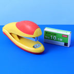 Handheld heavy-duty stapler with ergonomic grip for comfortable use