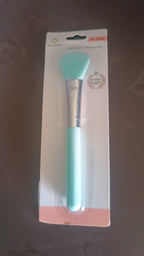 Flexible silicone tip face mask applicator brush with plastic handle