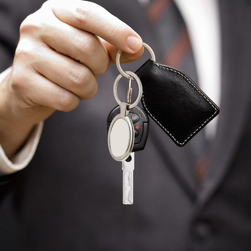 Metal keychain with oval shape and sturdy key ring mechanism